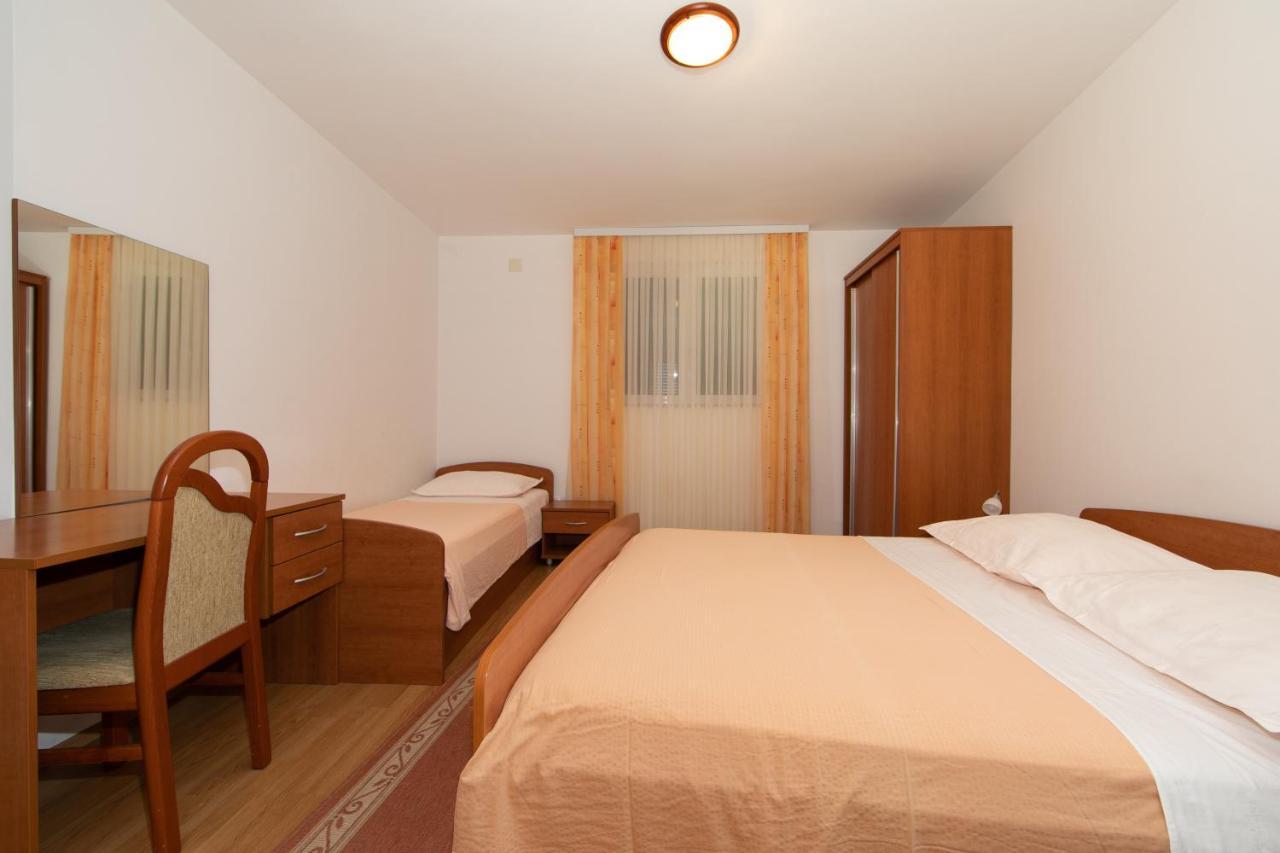 Apartmani Biser Tučepi Extérieur photo