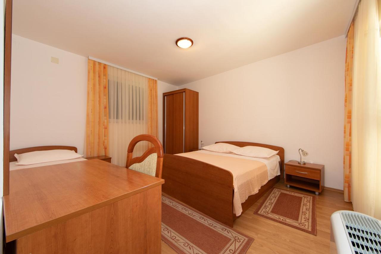 Apartmani Biser Tučepi Extérieur photo