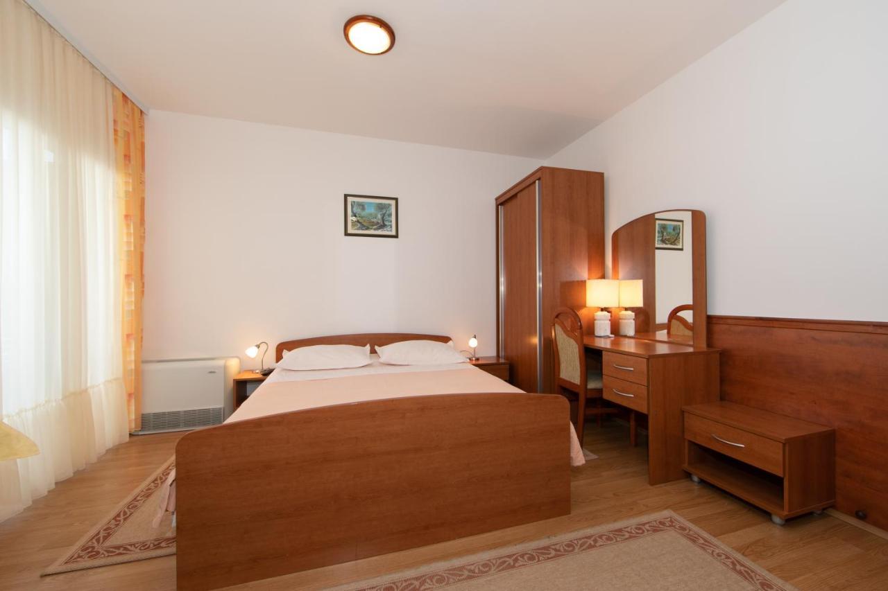 Apartmani Biser Tučepi Extérieur photo