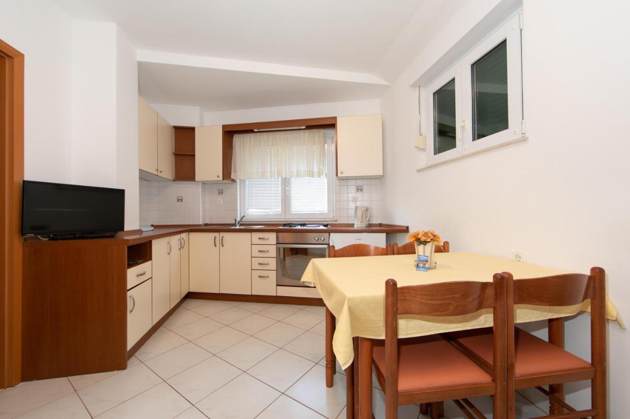 Apartmani Biser Tučepi Extérieur photo