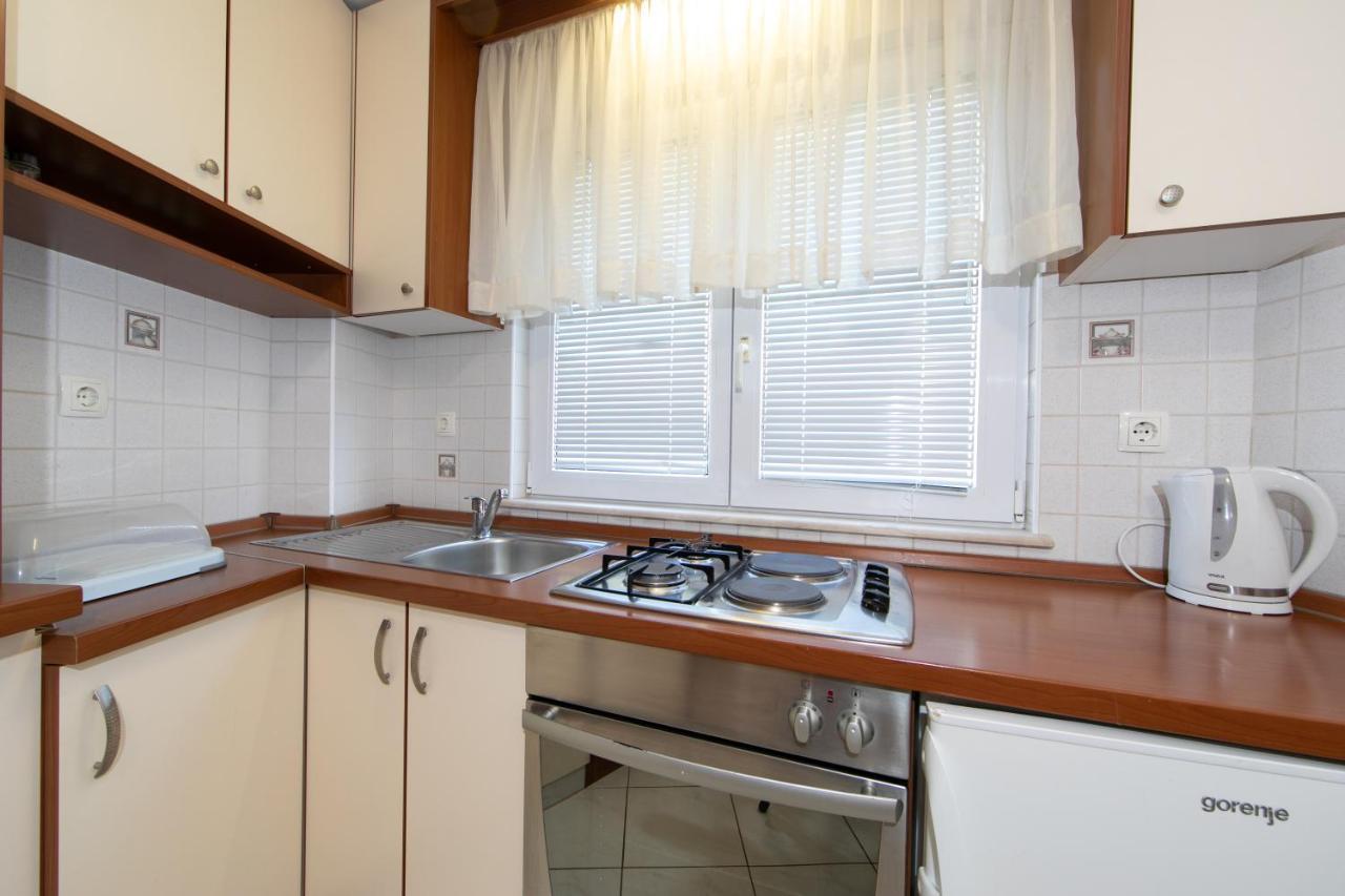 Apartmani Biser Tučepi Extérieur photo