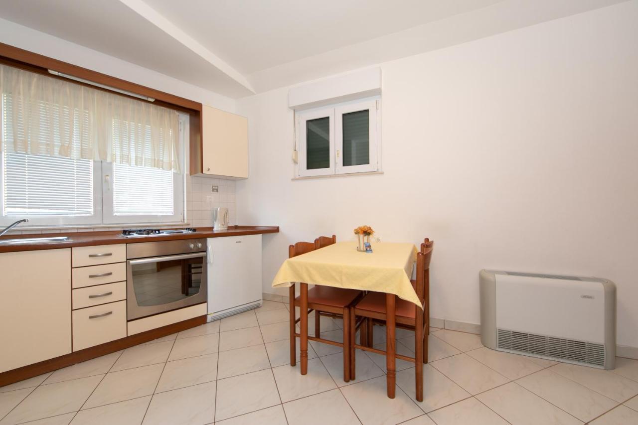 Apartmani Biser Tučepi Extérieur photo