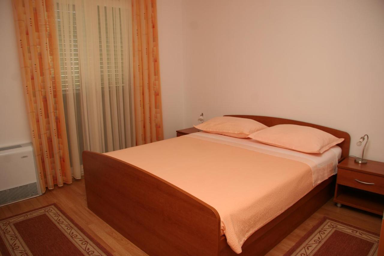 Apartmani Biser Tučepi Extérieur photo