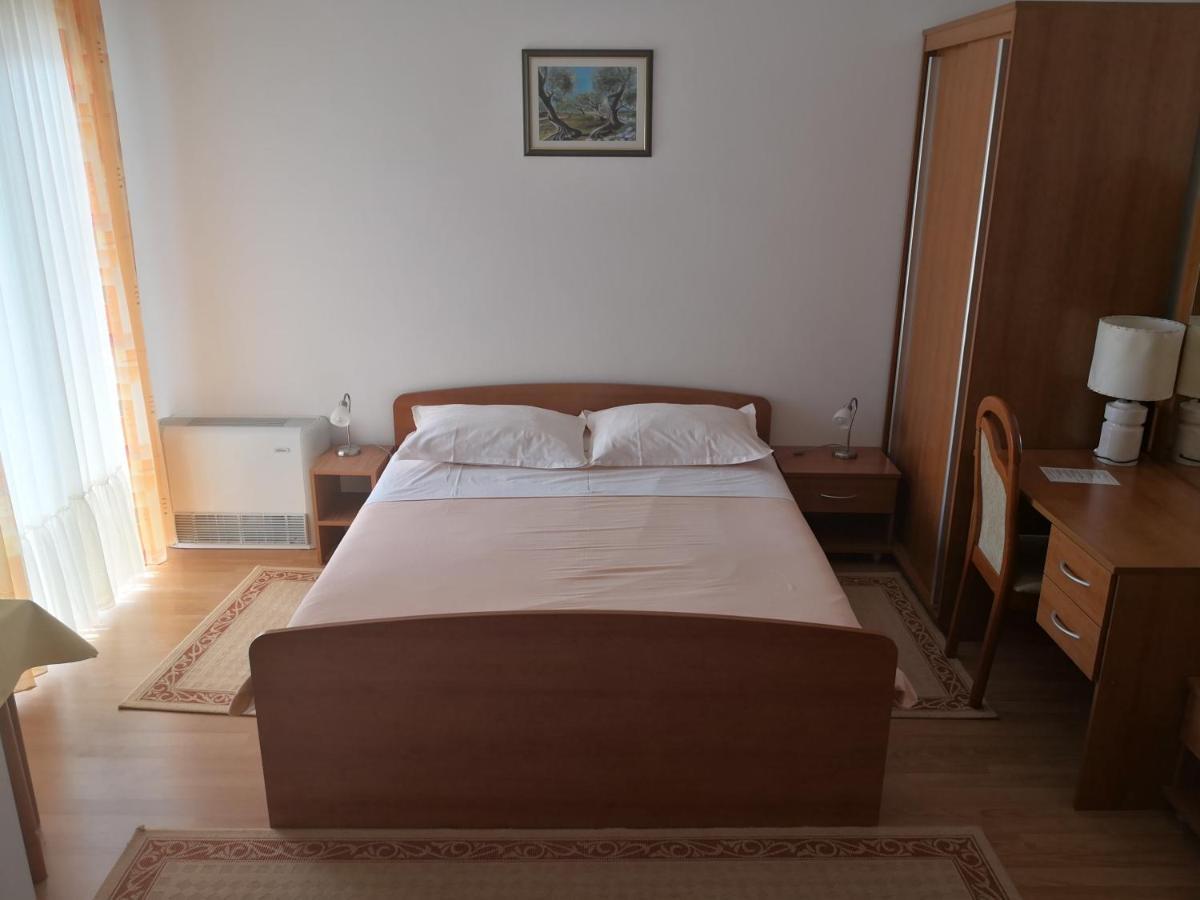 Apartmani Biser Tučepi Extérieur photo